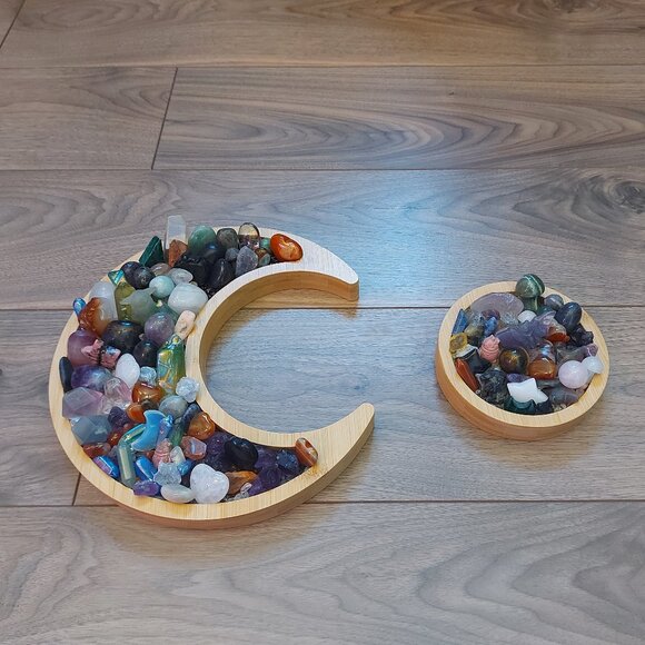 Wood Moon/Sun Crystal Holder w/Chips - Picture 1 of 10